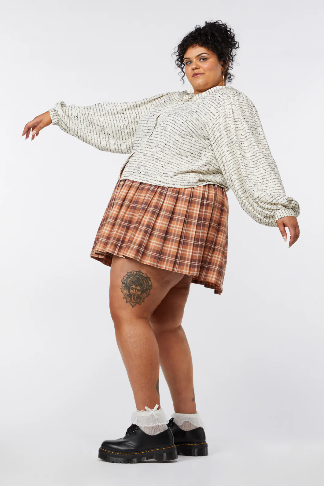 Curve Read It Again Blouse - Image 7