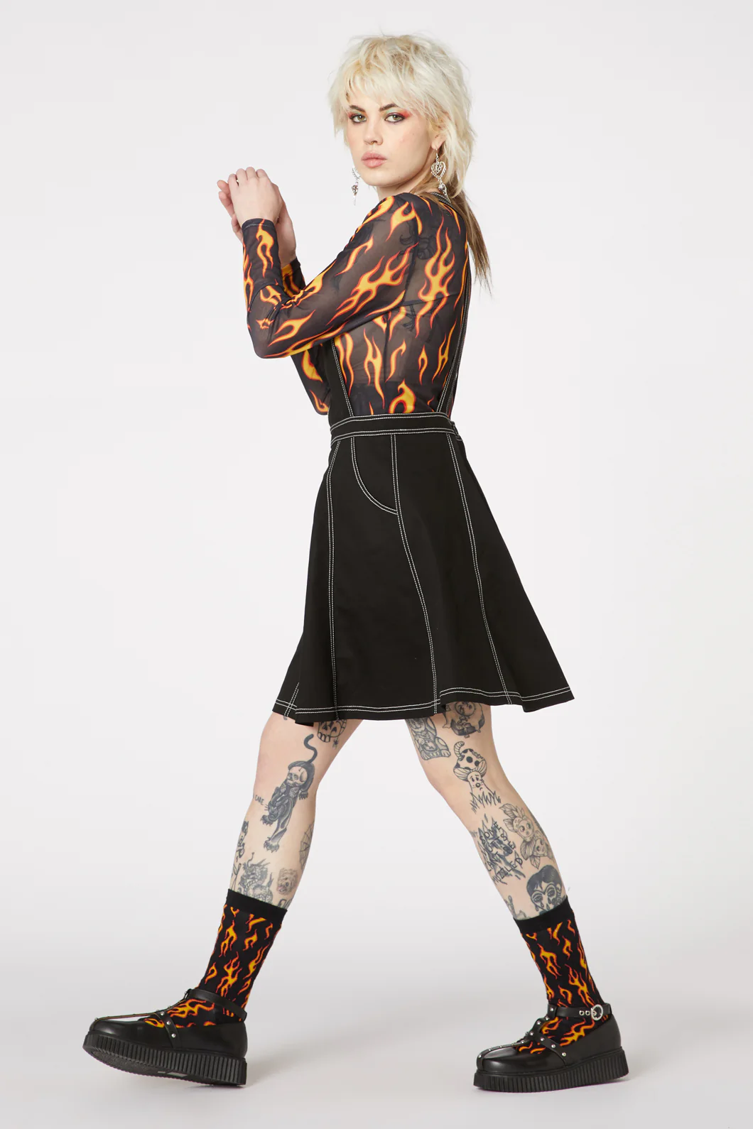 Metal Heart Zip Up Pinny - Image 3